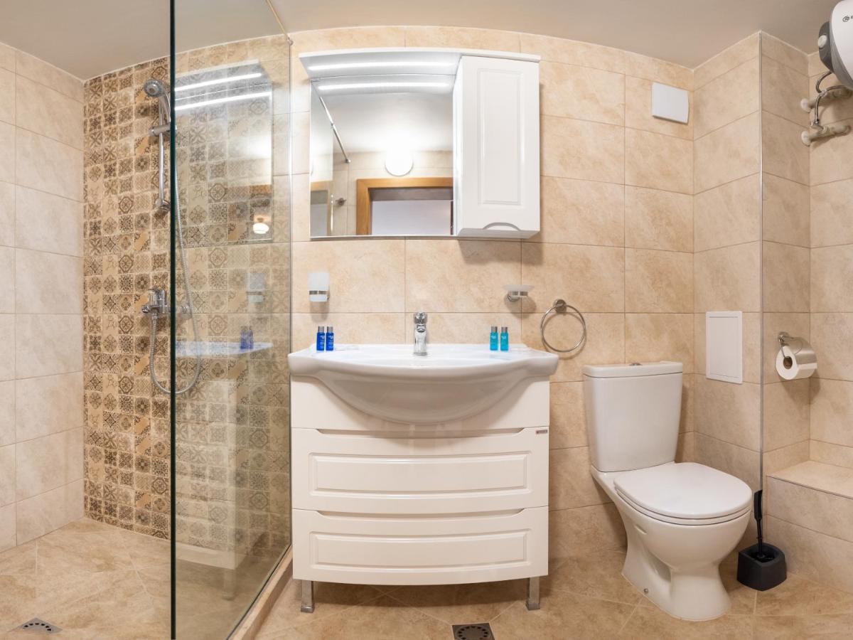 Deluxe And Central Garden Apartment Varna Exteriér fotografie